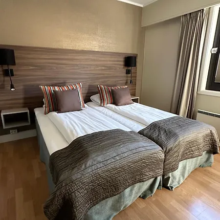 Holmen Fjordhotell Hotel 4*