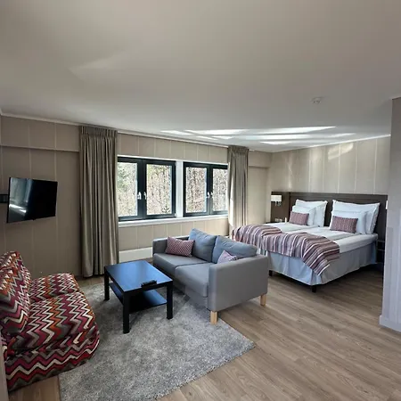 Holmen Fjordhotell 4*