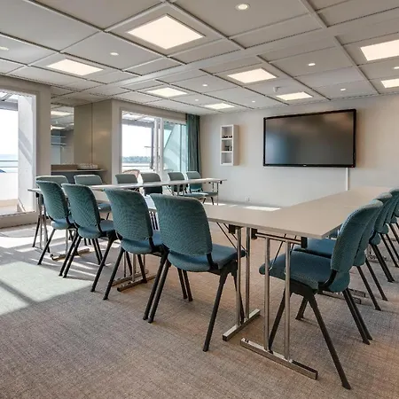 Hotell Holmen Fjordhotell Nesbru