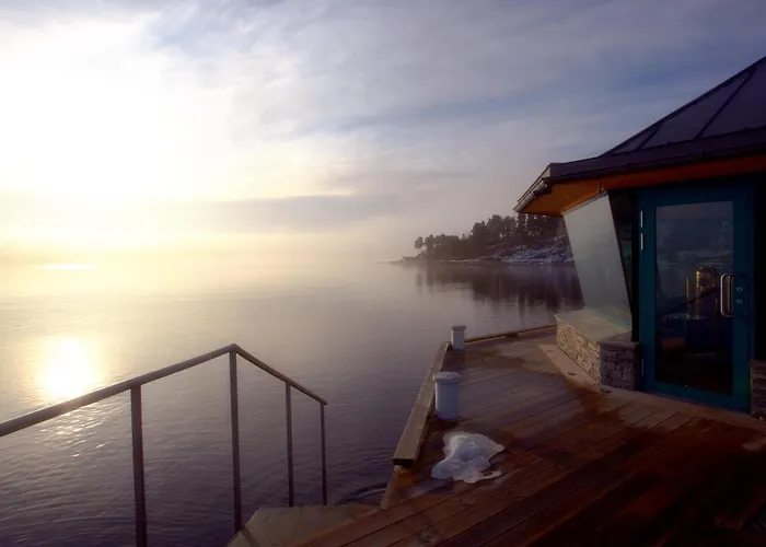 Holmen Fjordhotell 4*