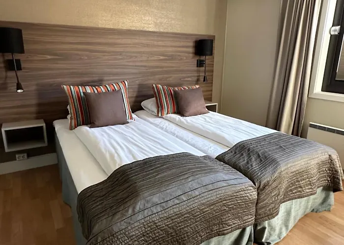 Holmen Fjordhotell Hotell 4*