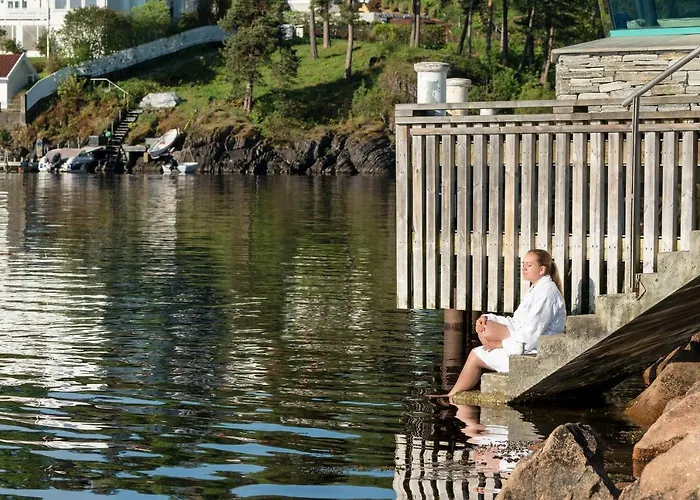 Holmen Fjordhotell Hotell Nesbru