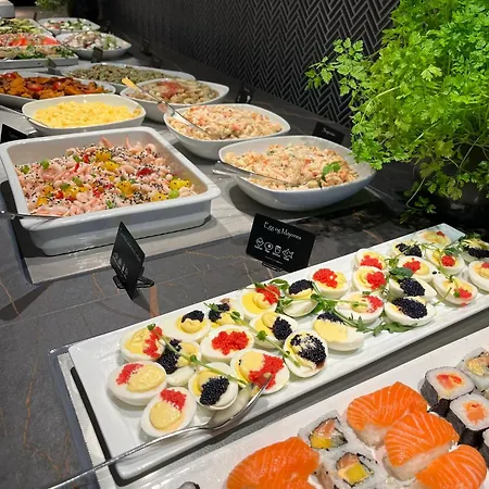 Holmen Fjordhotell 4*